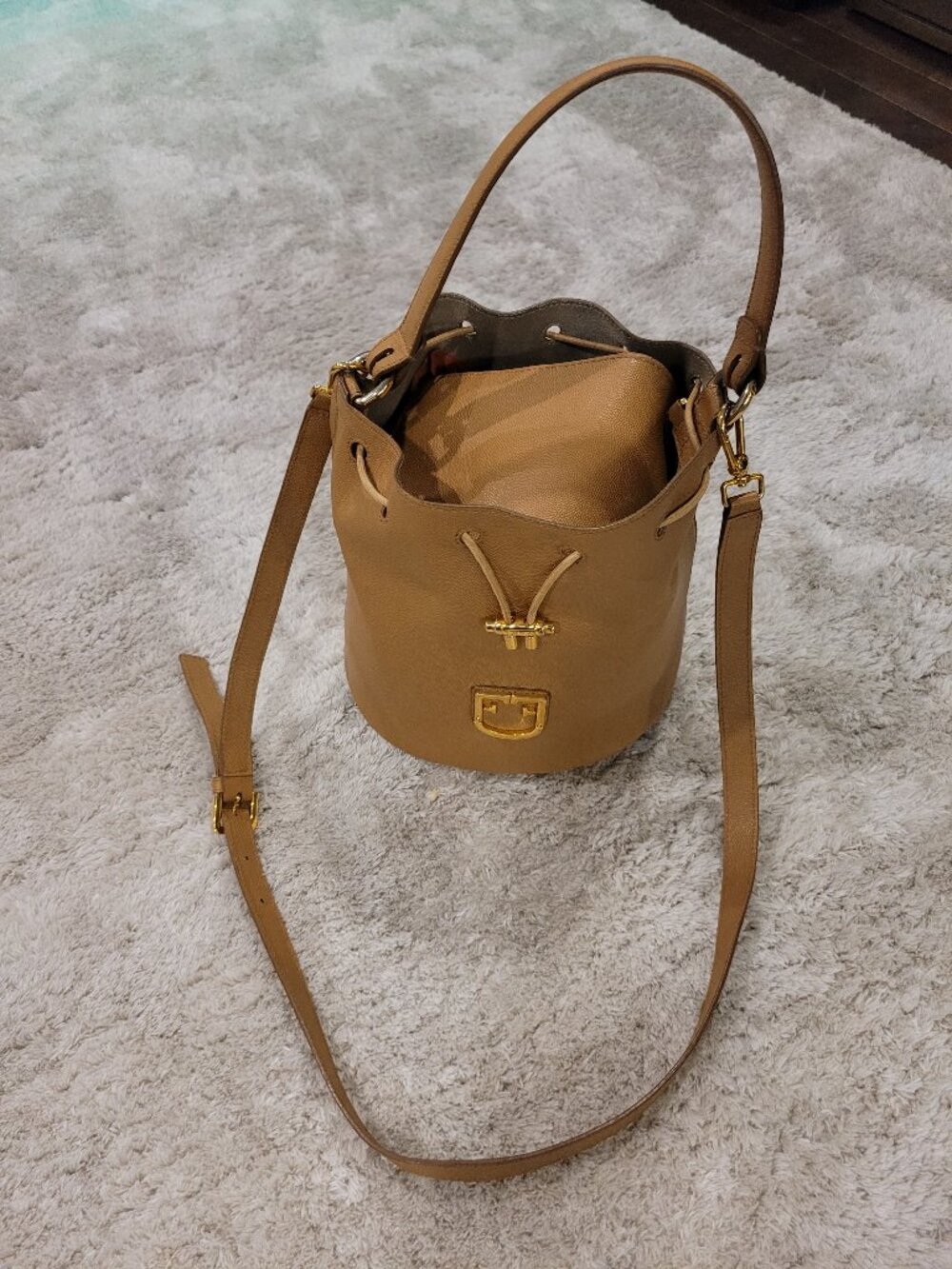 Authentic Furla Corona Leather Bucket Bag Tan/Cognac Crossbody